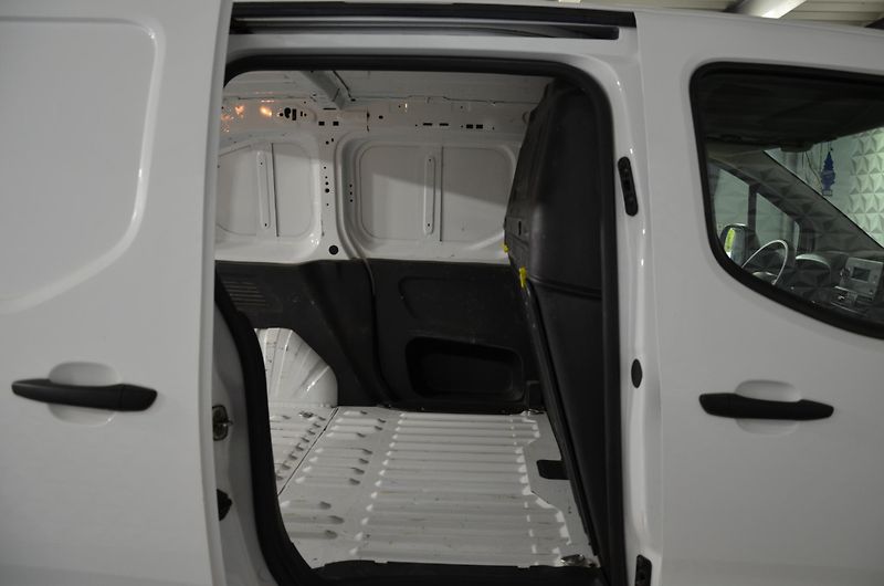 Citroën Berlingo (2022) BHDI 102 L1 Plus 4d - fotka 9 z 14