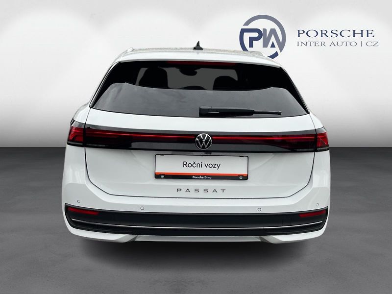 Volkswagen Passat Business 2,0 TDI DSG - fotka 7 z 23