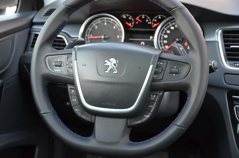 Peugeot 508 (2017) SW 2.0 HDi 133kW AT / PANORAMA - fotka 20 z 27