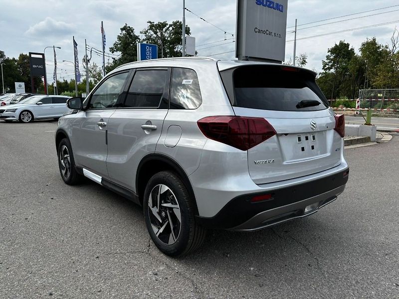 Suzuki Vitara 4x4 automat Elegance - fotka 5 z 10