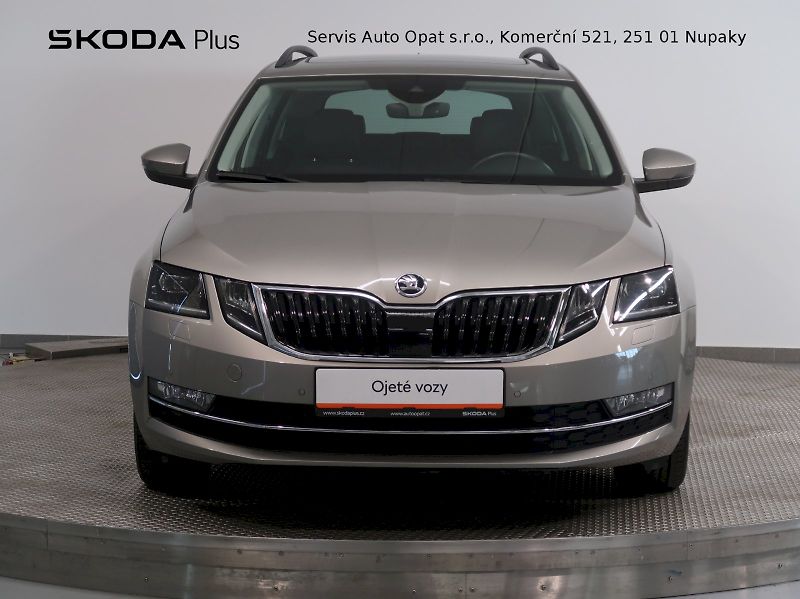 Škoda Octavia (2018) STYLE 1.5TSI 110KW DSG DCC NAV - fotka 4 z 39