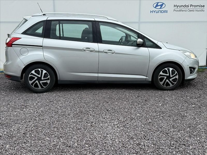 Ford Grand C-MAX 1,6 Duratorg TDCi 85kW Trend - fotka 21 z 22
