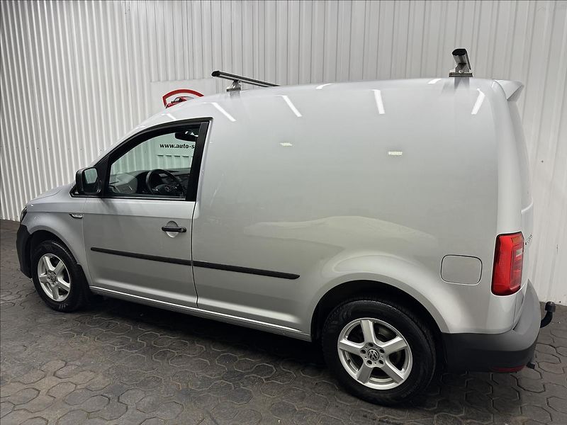 Volkswagen Caddy 1.4TGI BMT DSG TAŽNÉ VÝHŘEV - fotka 5 z 36