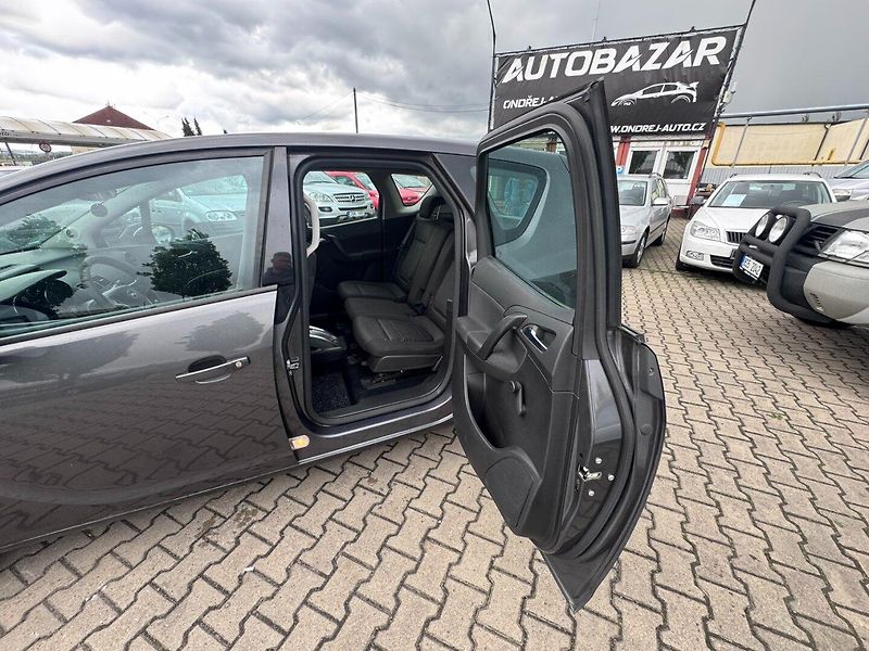 Opel Meriva (2010) AUTOMAT 1,7 CDTI 74 KW STK - fotka 28 z 37