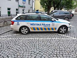 Škodovka městské policie se nabízí od 27 tisíc korun.