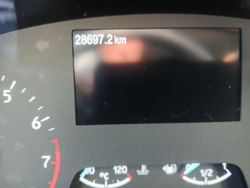 Ford Fiesta (2022) 1,0 EcoBoost Titanium 74 kW 6 - fotka 13 z 20