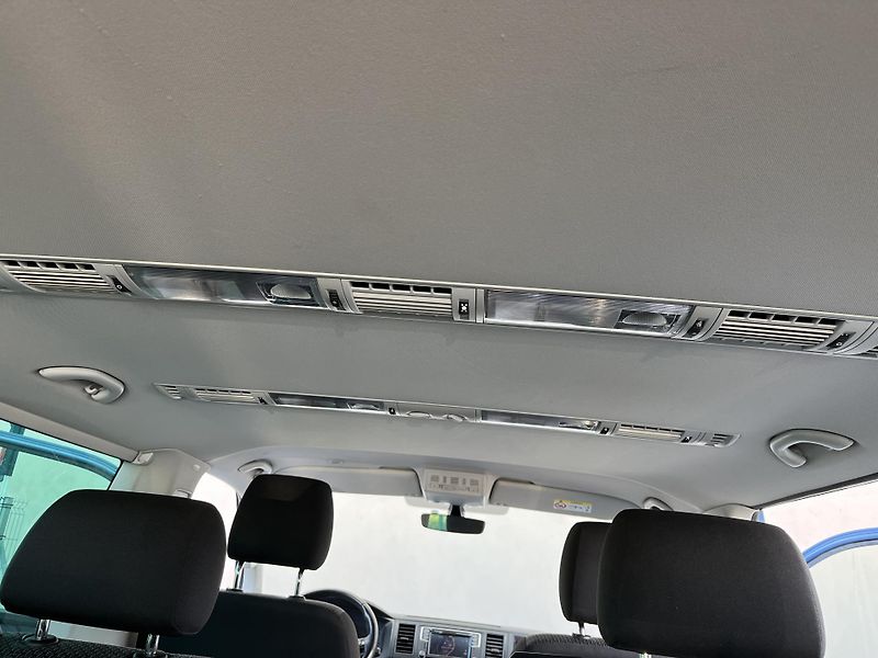 Volkswagen Multivan (2019) 2.0TDI*110KW*7MÍST*KAMERA*ACC  - fotka 16 z 33