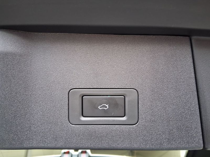 Omoda 9 (2025) Premium 1.5t GDI SHS AWD - fotka 24 z 24