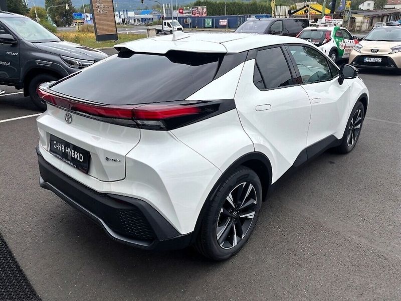 Toyota C-HR 1,8   Style HEV CVT - fotka 7 z 10