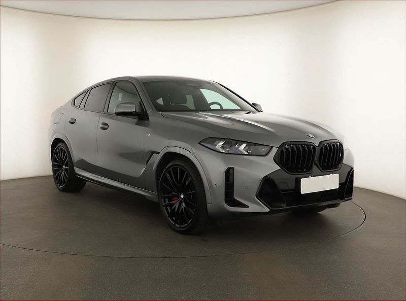 BMW X6 (2025) xDrive40d - fotka 1 z 20