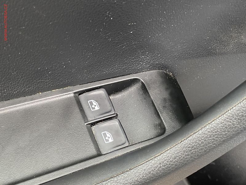Škoda Fabia (2019) 1.0 TSi, Ambition, navi - fotka 11 z 18