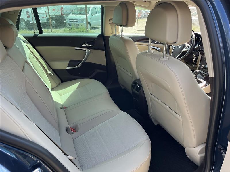 Opel Insignia 2,0 CDTi COSMO KLIMA ROZVODY - fotka 12 z 38