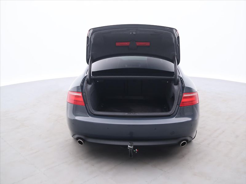 Audi A5 3,0 TDI 176KW QUATTRO SLINE - fotka 8 z 27