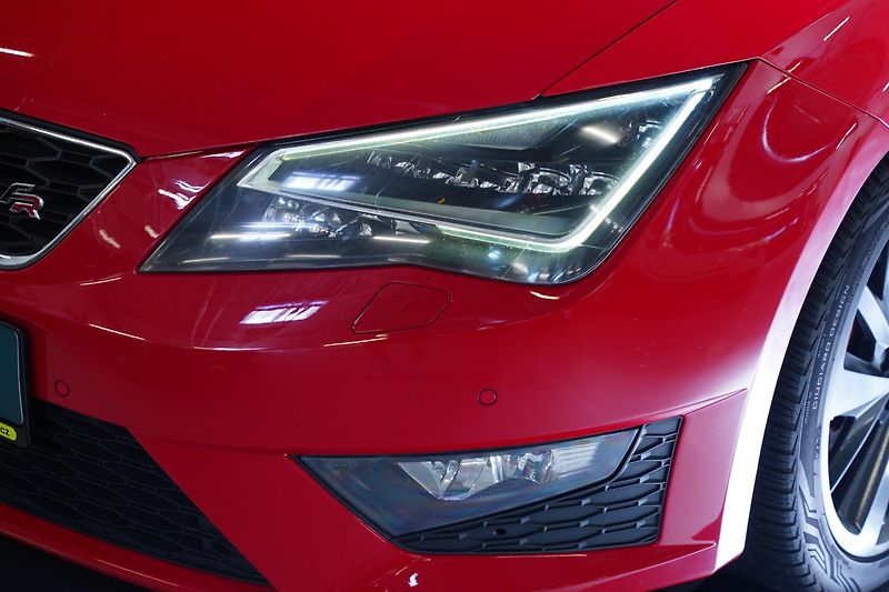 Seat Leon - fotka 9 z 28