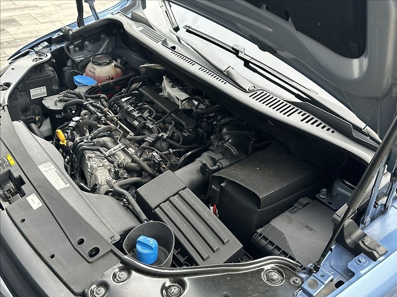 Volkswagen Caddy 2,0 TDI 122PS  Maxi Trend-7 4x - fotka 42 z 50