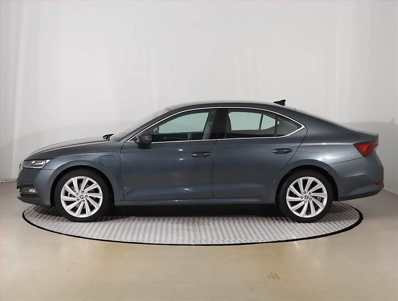 Škoda Octavia (2020) Style 1.4 TSI iV - fotka 3 z 17