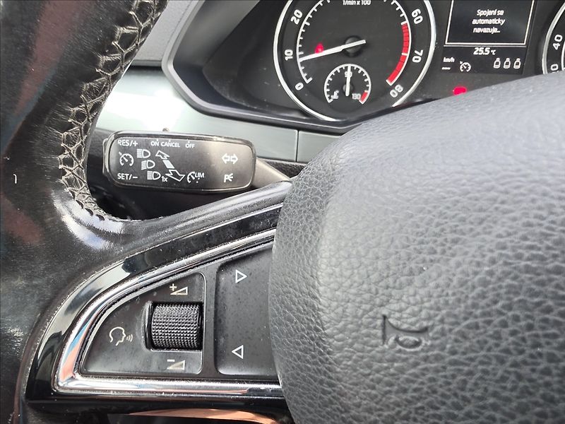Škoda Superb III 1,4TSi 110KW DSG Style - fotka 16 z 53
