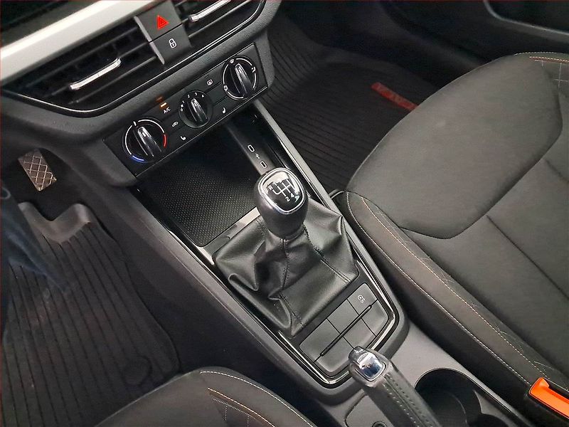 Škoda Scala (2019) Ambition 1.0 TSI, Serv.kniha - fotka 13 z 19