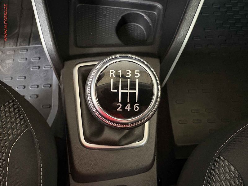 Dacia Duster (2022) 1.5 dCi 4WD, 1.maj,ČR - fotka 18 z 18
