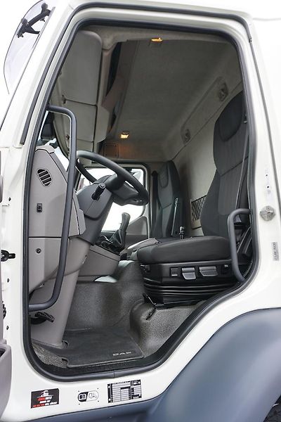 DAF LF (2018) 320 / ACC / E 6 / BURTOWY / 24 - fotka 7 z 44