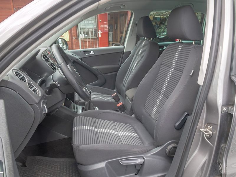 Volkswagen Tiguan (2010) ČR 2.0TSI 125KW 4x4 - SERVIS - fotka 15 z 48