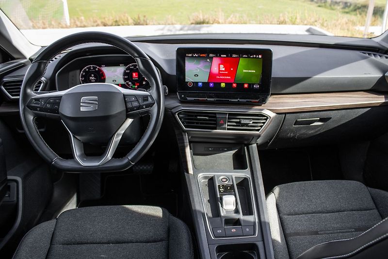 Seat Leon - fotka 15 z 29