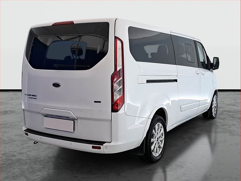 Ford Tourneo Custom (2018) Titanium 2.0 EcoBlue, ČR - fotka 5 z 17