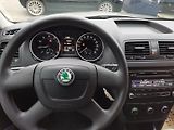 Škoda Yeti (2012) 1.2TSi 77kw Active PDC Tažné - náhled 11