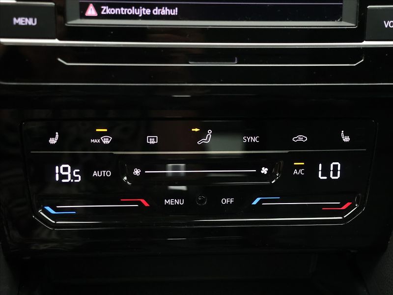Volkswagen Passat Variant 1,5 TSI EVO 110kW Klima CZ DPH - fotka 20 z 29
