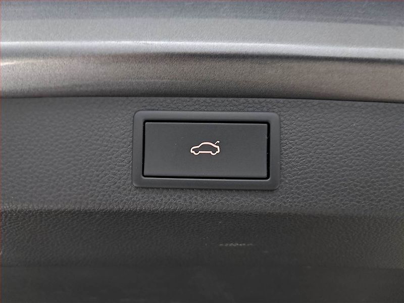 Škoda Karoq (2024) Sportline 2.0 TDI - fotka 30 z 31