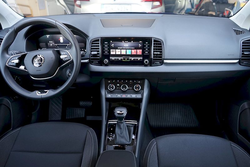 Škoda Karoq (2024) TSI 110 kW DSG Fresh - tažné - fotka 8 z 29