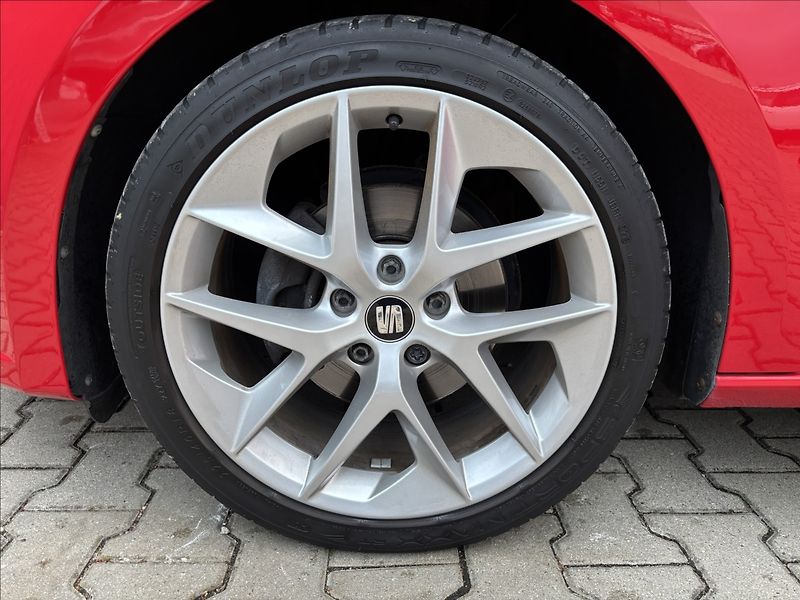 Seat Leon 1.4 TSi FR - fotka 14 z 14