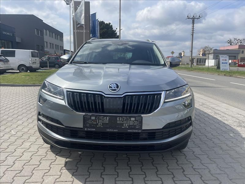 Škoda Karoq 1,5 TSI  Style+ DSG CZ  2x alu - fotka 2 z 11