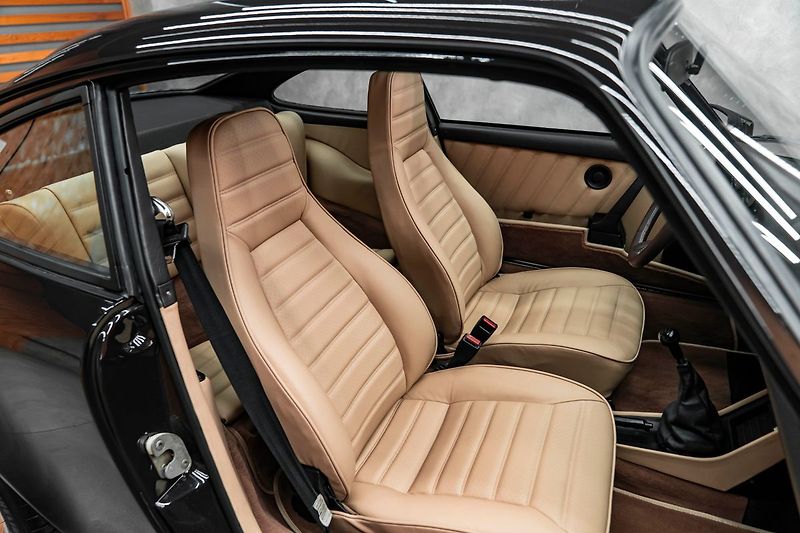 Porsche 911 SC - fotka 23 z 28