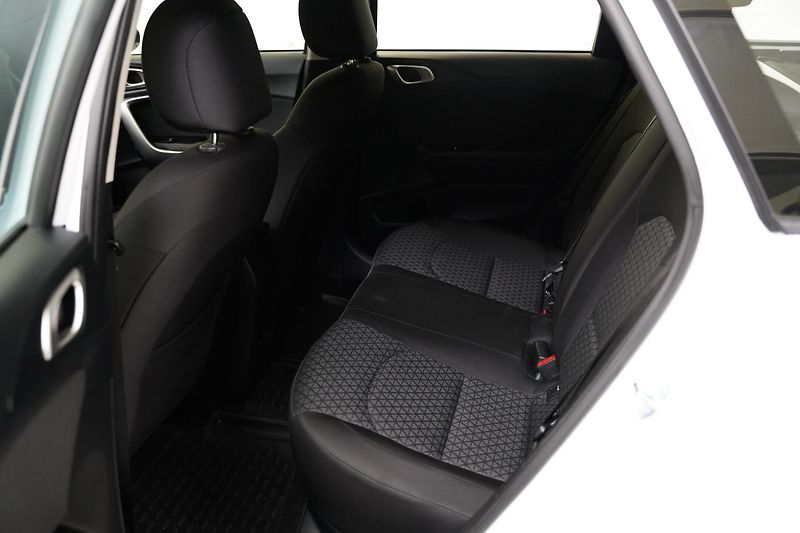 Kia Ceed - fotka 23 z 24