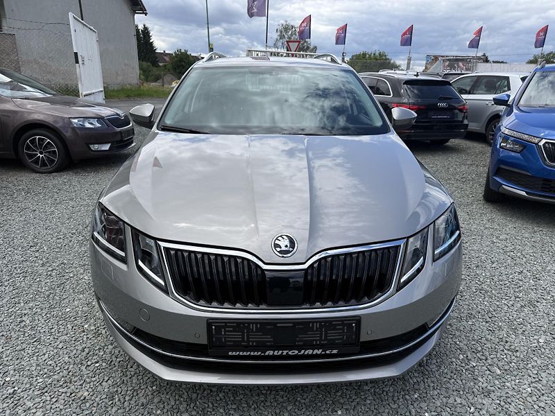 Škoda Octavia 1.5 TSI DSG STYLE - fotka 2 z 14