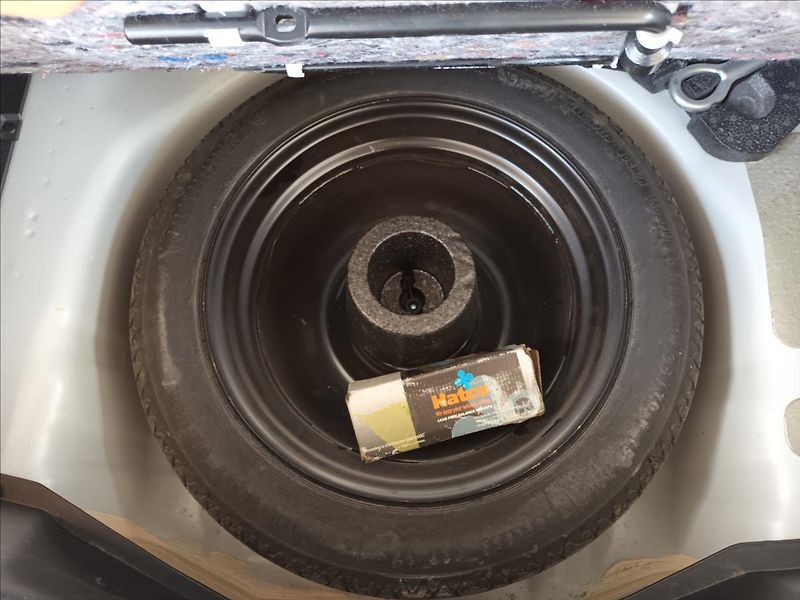 Suzuki Swift 1,2 REZERVACE - fotka 21 z 39