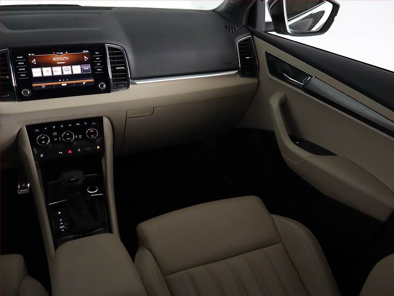 Škoda Karoq (2018) Style Plus 1.5 TSI, Automat - fotka 8 z 24
