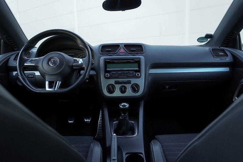 Volkswagen Scirocco 1.4 TSI 90kW - fotka 22 z 28