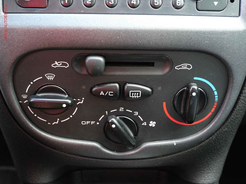 Peugeot 206 (2004) 1.4HDi, X-Line, AC - fotka 12 z 16