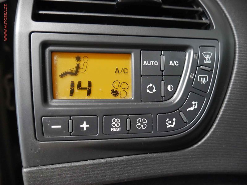 Citroën C4 Picasso (2013) 1.6 HDI Comfort, AT, AC, temp - fotka 15 z 22