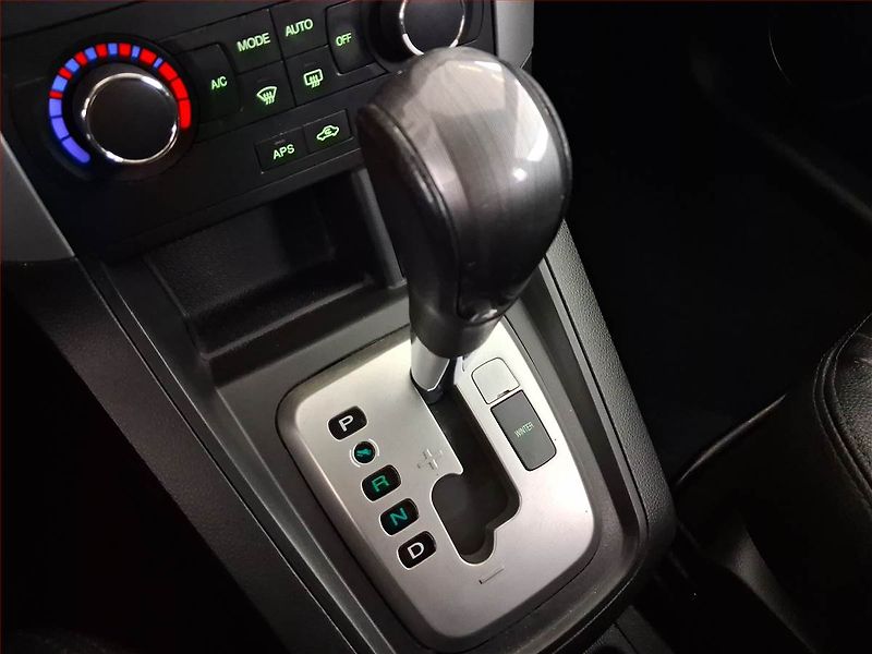 Chevrolet Captiva (2010) 2.0 D, 4X4, Automat, 7 míst - fotka 13 z 19