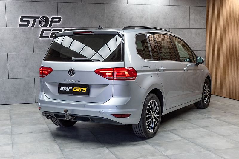Volkswagen Touran 2.0TDI TAŽNÉ*WEBASTO*DPH*ČR 1M - fotka 7 z 51