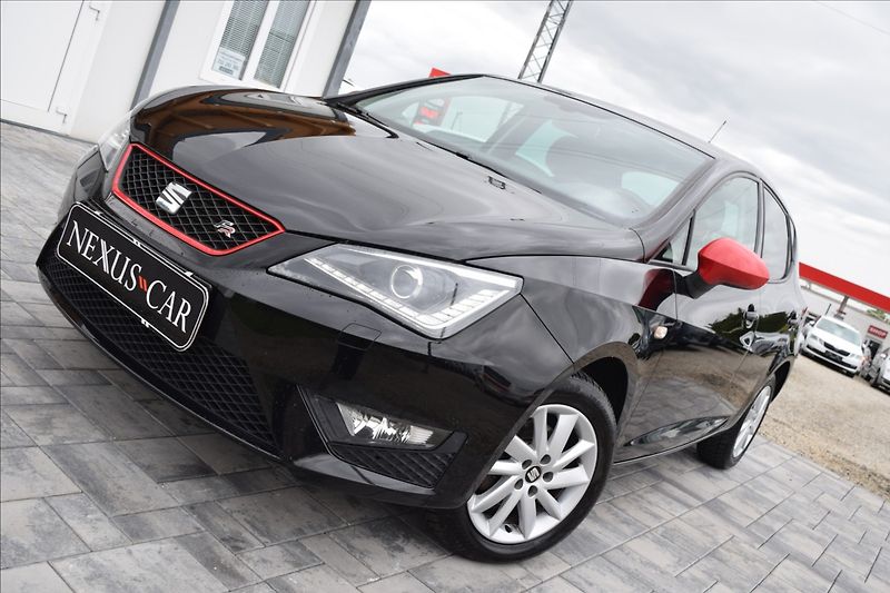 Seat Ibiza 1,2 i 66KW FR-LINE NÍZKÉ KM - fotka 1 z 39