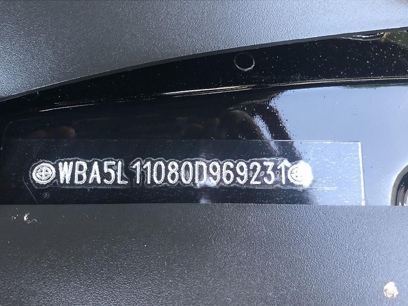 BMW Řada 5 (2015) 518d Touring NAVI velmi pěkný - fotka 73 z 76