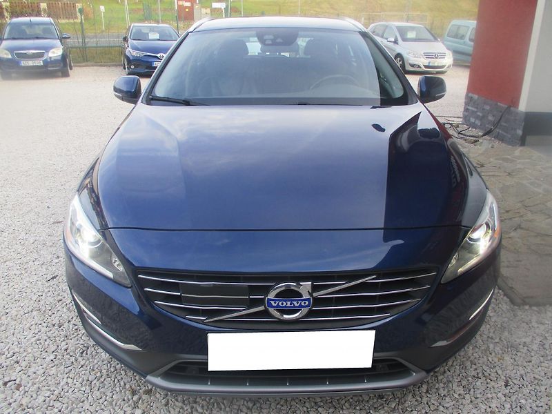 Volvo V60 D5 AWD Polestar - fotka 7 z 39