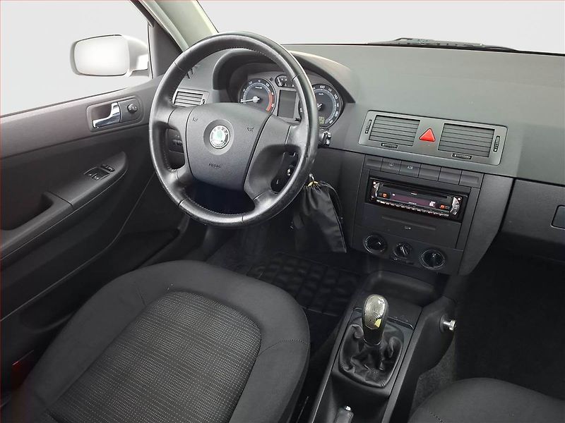 Škoda Fabia (2005) 1.4 16V, po STK, Klima - fotka 7 z 14