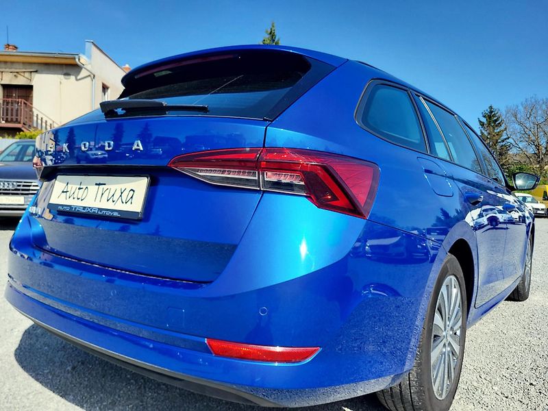 Škoda Octavia IV combi 2.0 TDi AMBITION *ČR - fotka 43 z 47