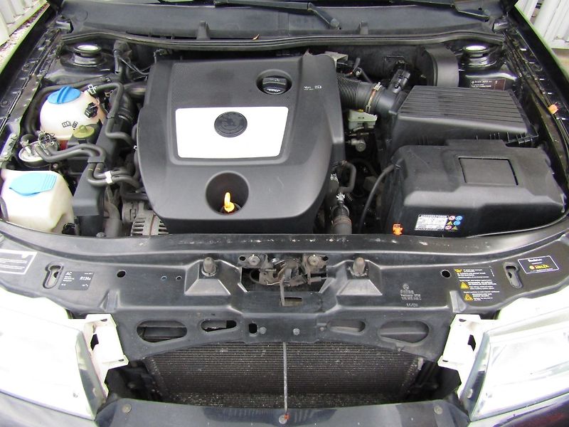 Škoda Octavia (2008) 1.9 TDI 74kW BEZ KOROZE - fotka 35 z 35