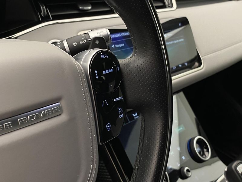 Land Rover Range Rover Evoque P250 R-DYNAMIC SE AWD AUT CZ - fotka 20 z 42